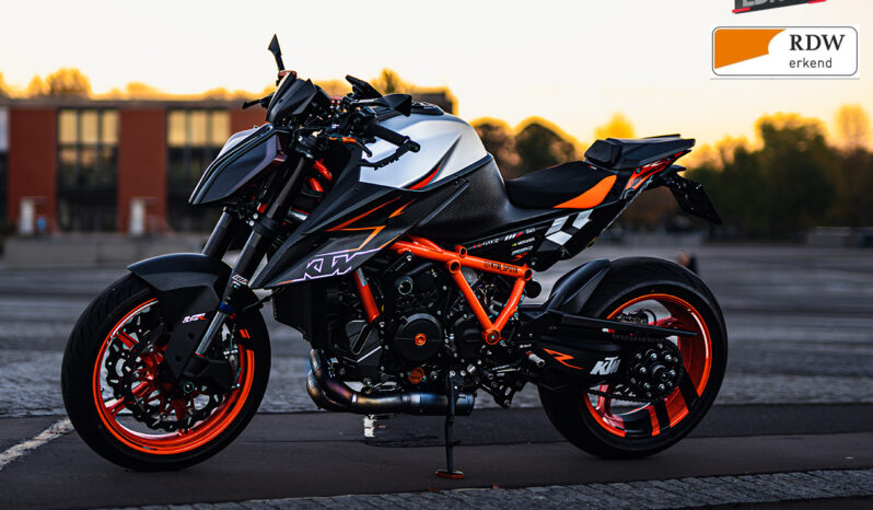 
								KTM SUPERDUKE 1290 R EVO UNIEK Carbon. full									