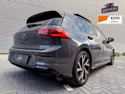 
										Volkswagen GOLF VIII R-Line 4motion 2.0TSI full									