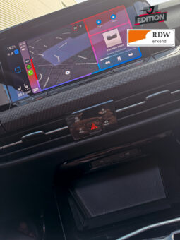 
										Volkswagen GOLF VIII R-Line 4motion 2.0TSI full									