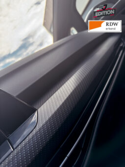 
										Volkswagen GOLF VIII R-Line 4motion 2.0TSI full									