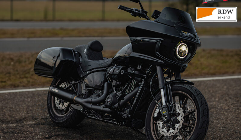 
								Harley Davidson Low Rider ST Custom Full Option full									