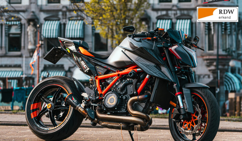 
								KTM SUPERDUKE 1290 R EVO UNIEK Carbon. full									