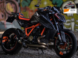 
										KTM SUPERDUKE 1290 R Special full									