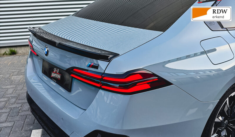 
								BMW 5 serie 520i High Executive M Sport Pro full									