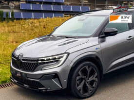 Renault AUSTRAL 1.2 E-Tech full hybrid 200 Iconic Esprit Alpine