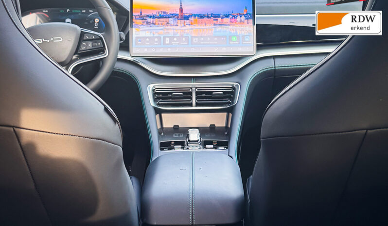 
								BYD SEAL U DM-i 1.5 Hybr B/E Full Option full									