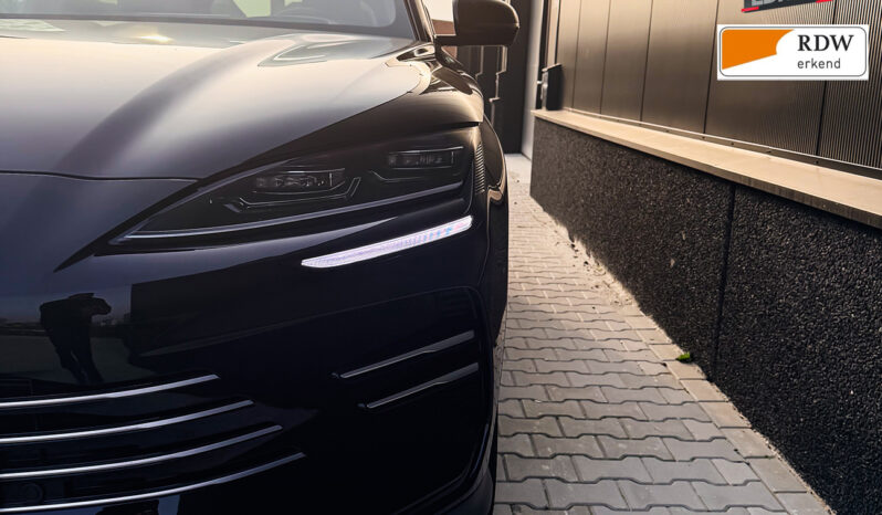 
								BYD SEAL U DM-i 1.5 Hybr B/E Full Option full									