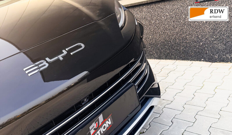 
								BYD SEAL U DM-i 1.5 Hybr B/E Full Option full									